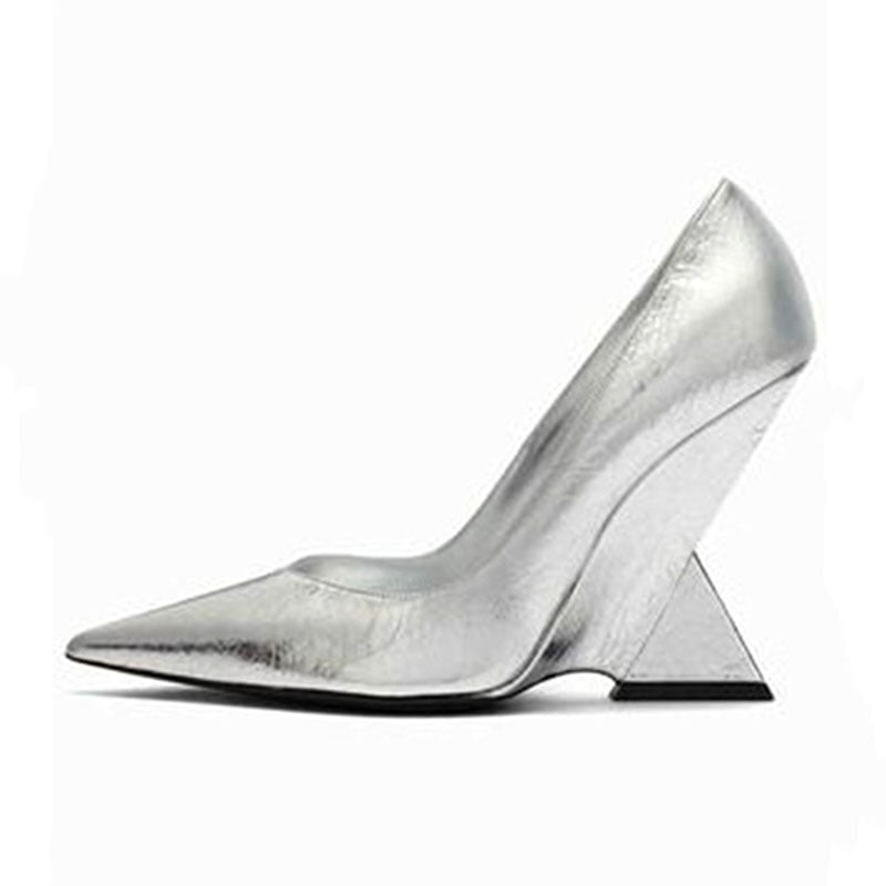 Shiny pointed slope heel shoes for women's fashion, shallow cut patent leather sleeves, elegant and versatile silver high heels