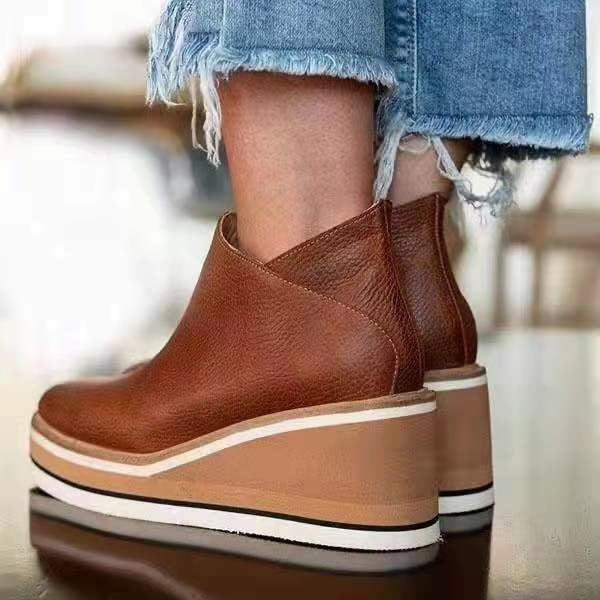 Autumn and Winter New Short Boots Large Women's Shoes Round Toe Thick Sole Slope Heel Side Zipper Casual Boots