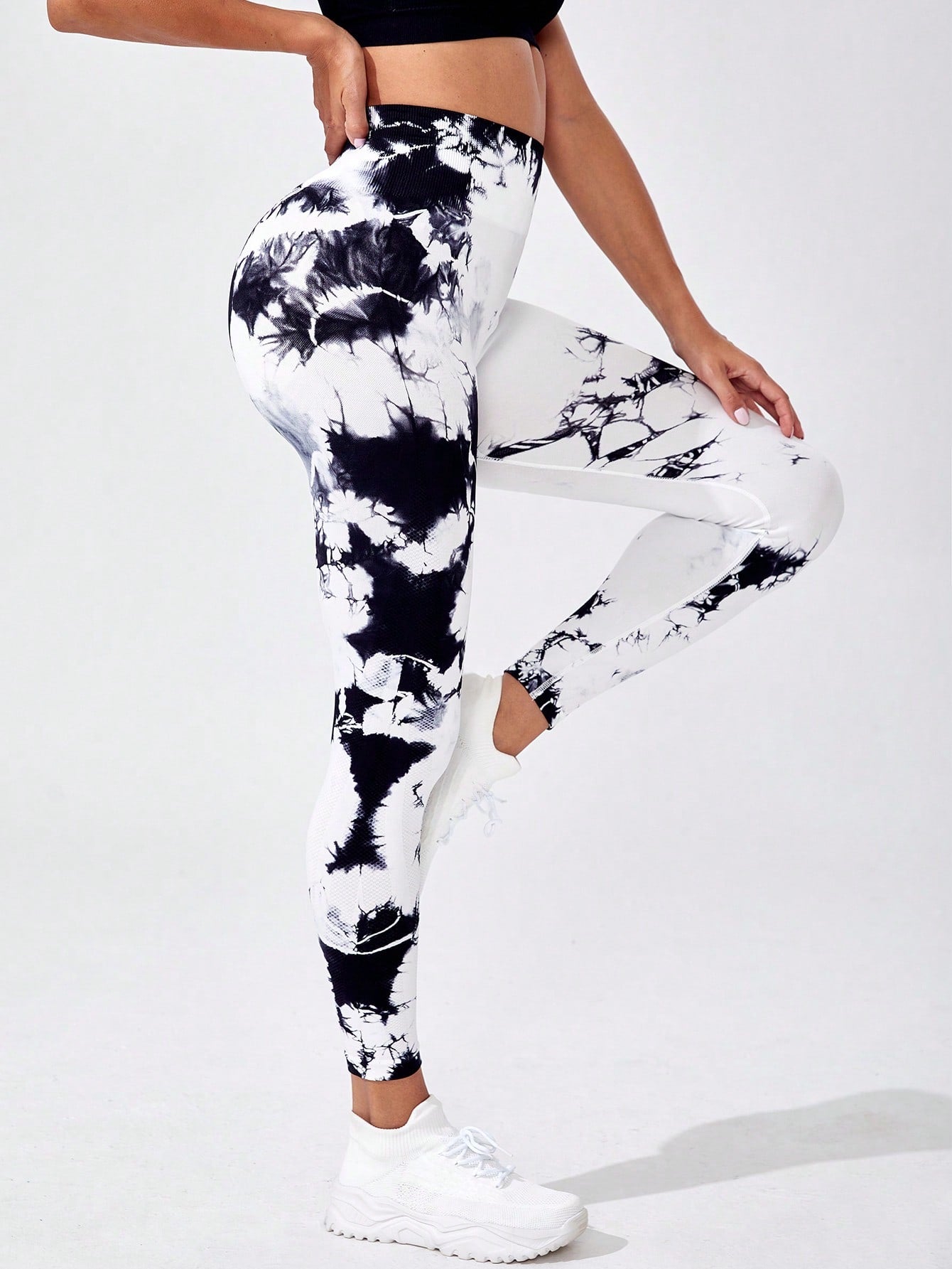 SHEIN Yoga Trendy Tie Dye Tummy Control Sports Leggings